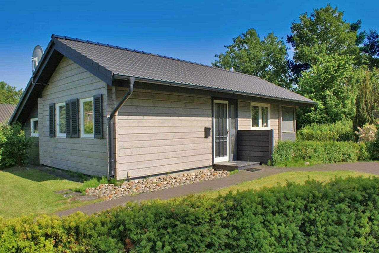 Blockhaus Mit Parkplatz Vor Der Ha Villa Damp Exterior foto